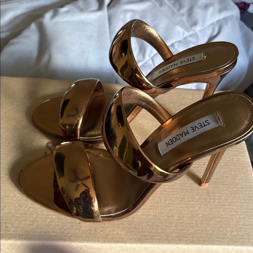 Steve Madden Metallic Gold High Heels